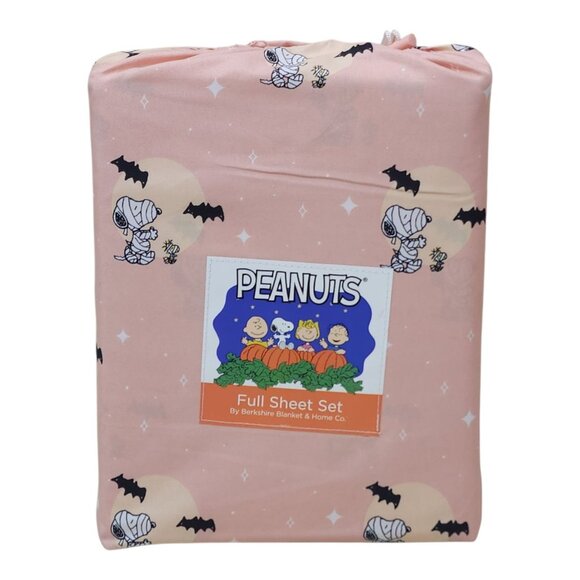 Peanuts Snoopy Full Sheet Set By Berkshire Pink Halloween Bats Ghosts Fall - Picture 3 of 9